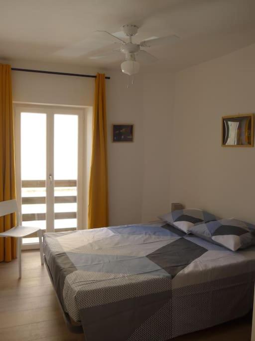 Duplex Sur Un Fameux Grain De Sable *